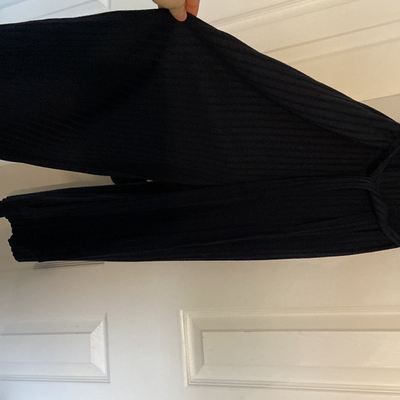 Flattering Mid Size Romper - Picture 2 of 4